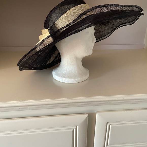 Soprattutto Cappelli Fancy Derby Hat in Black,  New with Tags - Picture 1 of 7